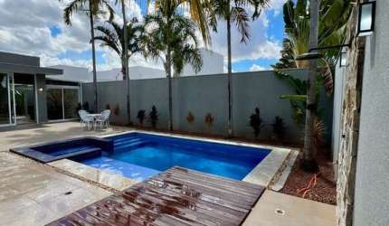 Casa de Condomínio para venda em Condominio Golden Park Residence de 374.00m² com 3 Quartos, 3 Suites e 6 Garagens