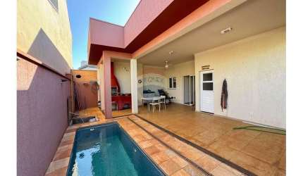 Casa de Condomínio para alugar em Jardim San Marco de 155.00m² com 3 Quartos e 3 Suites
