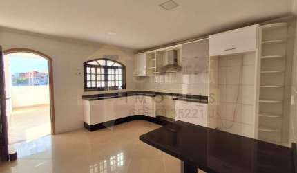 Casa para venda em Parque Jandaia de 250.00m² com 3 Quartos, 1 Suite e 3 Garagens