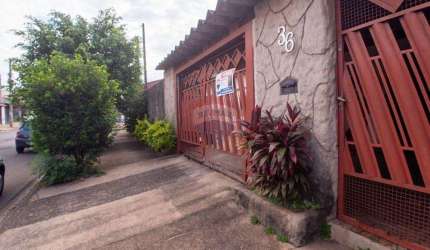 Casa para venda em Parque Planalto de 91.00m² com 3 Quartos e 3 Garagens