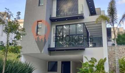 Casa para venda em Condominio Mosaico Da Serra de 300.00m² com 3 Quartos, 3 Suites e 2 Garagens