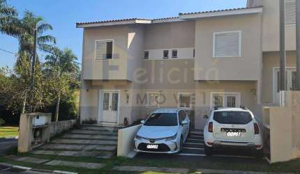 Casa para venda em Chácara Canta Galo de 123.00m² com 2 Quartos, 1 Suite e 2 Garagens