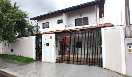 Casa para venda em Vila Capuava de 251.00m² com 4 Quartos, 1 Suite e 4 Garagens
