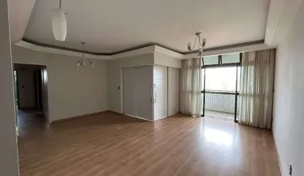 Apartamento para alugar em Mansões Santo Antônio de 150.00m² com 4 Quartos, 1 Suite e 2 Garagens