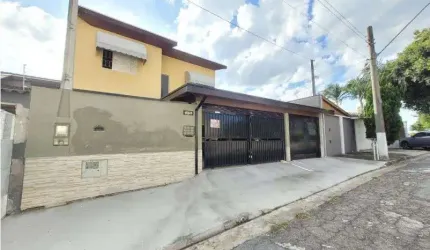 Sobrado para venda em Campos Elíseos de 312.00m² com 3 Quartos, 1 Suite e 2 Garagens
