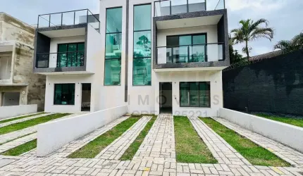 Casa para venda em Granja Viana de 160.00m² com 3 Quartos, 3 Suites e 21 Garagens