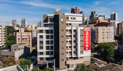 Apartamento para venda em Juvevê de 105.00m² com 3 Quartos, 1 Suite e 2 Garagens