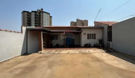 Casa para venda em Jardim Santa Rosa de 200.00m² com 2 Quartos e 5 Garagens