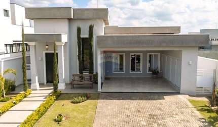 Casa de Condomínio para venda em Portal Dos Bandeirantes Salto de 270.00m² com 3 Quartos, 3 Suites e 4 Garagens