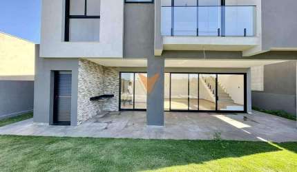Casa para venda em Loteamento Residencial Lago Do Sol de 230.18m² com 3 Quartos, 3 Suites e 4 Garagens