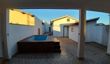 Casa para venda em Vila Antártica de 133.90m² com 4 Quartos e 2 Garagens