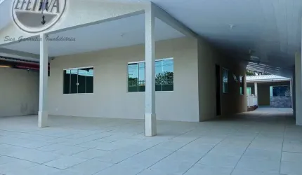 Casa para venda em Pontal Do Paraná de 255.00m² com 6 Quartos, 2 Suites e 9 Garagens