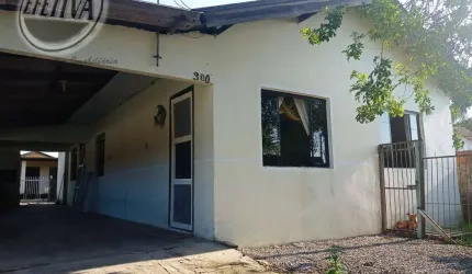 Casa para venda em Matinhos de 160.00m² com 3 Quartos e 3 Garagens