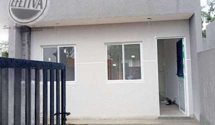 Casa para venda em Matinhos de 36.00m² com 2 Quartos e 1 Garagem