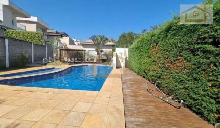 Casa para venda em Pitas de 340.00m² com 3 Quartos, 3 Suites e 4 Garagens
