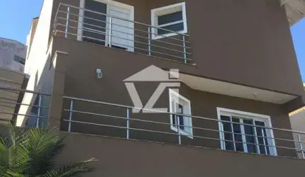 Sobrado para venda em Vila Oliveira de 271.00m² com 3 Quartos, 3 Suites e 4 Garagens