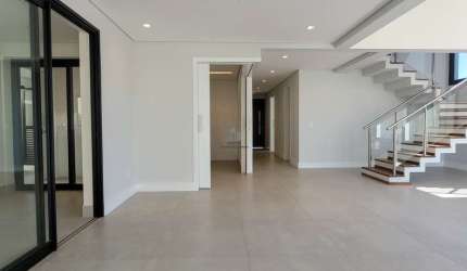 Casa para venda em Alphaville Dom Pedro 3 de 360.00m² com 5 Quartos, 5 Suites e 4 Garagens