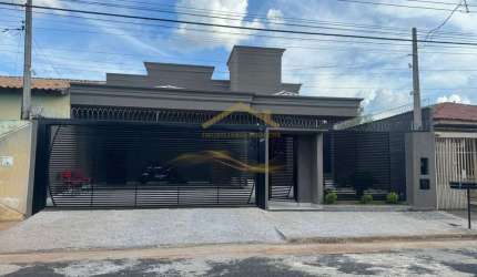 Casa para venda em Parque São Miguel de 275.00m² com 3 Quartos, 3 Suites e 2 Garagens
