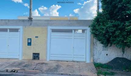 Casa para venda em Alvorada de 120.00m² com 2 Quartos e 2 Garagens