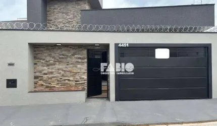 Casa para venda em Parque Dos Ipês de 138.00m² com 3 Quartos, 1 Suite e 2 Garagens