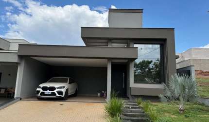 Casa de Condomínio para venda em Damha Ii de 240.00m² com 3 Quartos, 3 Suites e 4 Garagens