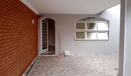 Casa para alugar em Nova Piracicaba de 105.00m² com 2 Quartos, 1 Suite e 2 Garagens