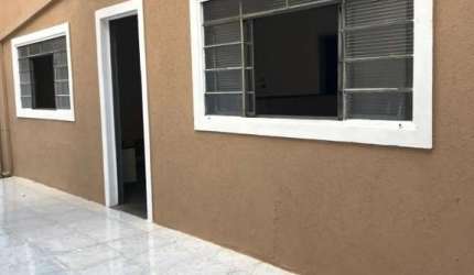 Casa para alugar em Parque Residencial Maria Stella Faga de 40.00m² com 2 Quartos
