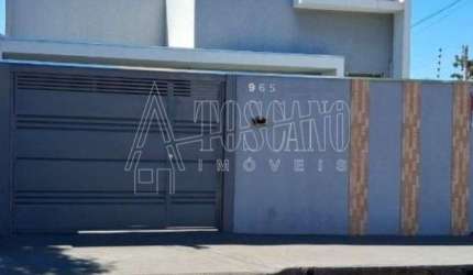Casa para venda em Jardim Adalberto Frederico De Oliveira Roxo I de 102.00m² com 2 Quartos, 1 Suite e 3 Garagens