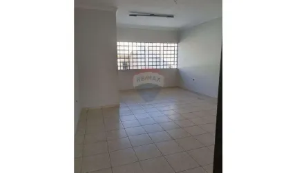 Sala Comercial para alugar em Vila Real de 42.50m²