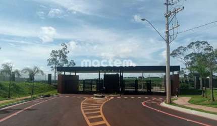 Terreno para venda em Cravinhos de 400.00m²