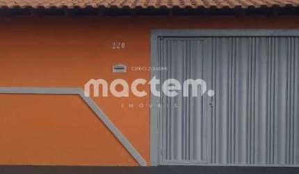 Casa para venda em Parque Dos Flamboyans de 90.00m² com 2 Quartos e 1 Garagem