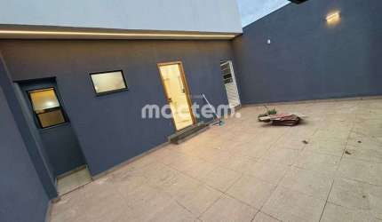Casa para venda em Jardim Diva Tarlá De Carvalho de 140.00m² com 2 Quartos, 1 Suite e 2 Garagens
