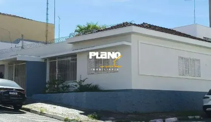 Casa para alugar em Centro de 234.15m² com 1 Quarto e 1 Garagem