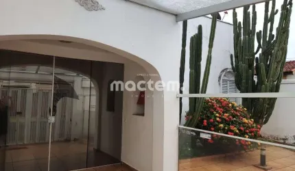 Casa para venda em Independência de 161.00m² com 3 Quartos, 1 Suite e 1 Garagem