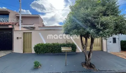 Casa para venda em Parque Industrial Lagoinha de 179.00m² com 3 Quartos, 1 Suite e 4 Garagens