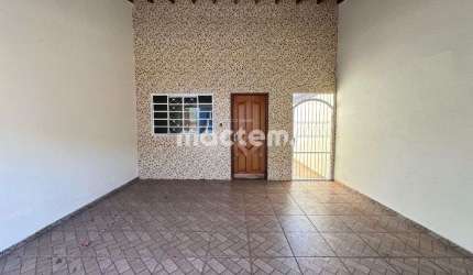 Casa para venda em Planalto Verde de 104.00m² com 2 Quartos, 1 Suite e 2 Garagens