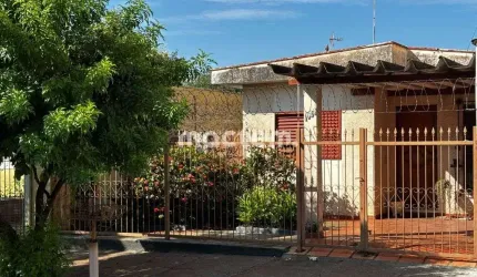Casa para venda em Ipiranga de 248.00m² com 3 Quartos e 1 Garagem
