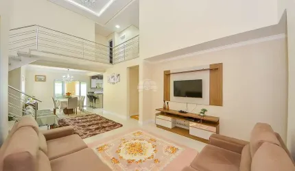 Sobrado para venda em Uberaba de 286.00m² com 4 Quartos, 1 Suite e 10 Garagens
