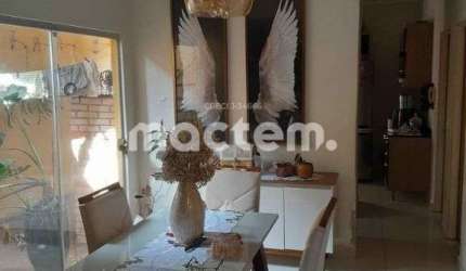 Casa para venda em Jamil Seme Cury de 200.00m² com 2 Quartos e 2 Garagens