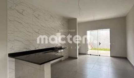 Casa para venda em Cravinhos de 85.00m² com 3 Quartos, 1 Suite e 2 Garagens