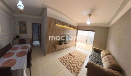 Apartamento para venda em Jardim Antártica de 147.00m² com 3 Quartos, 1 Suite e 1 Garagem