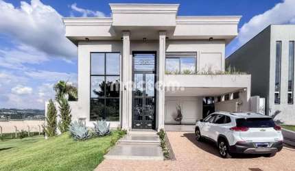 Sobrado para venda em Vila Do Golf de 393.00m² com 3 Quartos, 3 Suites e 4 Garagens