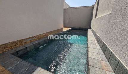 Casa de Condomínio para venda em Real Sul de 151.00m² com 3 Quartos, 3 Suites e 4 Garagens