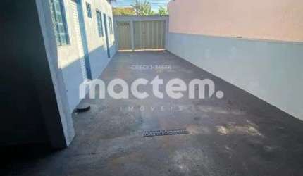 Casa para venda em Parque Dos Flamboyans de 160.00m² com 2 Quartos e 1 Garagem