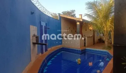 Casa para venda em Jardinópolis de 200.00m² com 2 Quartos, 1 Suite e 2 Garagens