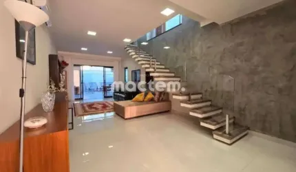 Casa de Condomínio para venda em Jardim Cybelli de 223.00m² com 3 Quartos, 3 Suites e 4 Garagens