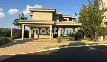 Casa de Condomínio para venda em Condomínio Arara Vermelha de 420.00m² com 5 Quartos, 5 Suites e 4 Garagens