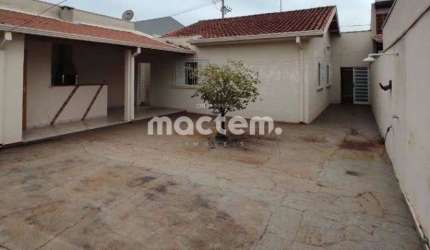 Casa para venda em Jardim Roberto Benedetti de 147.00m² com 3 Quartos, 1 Suite e 3 Garagens