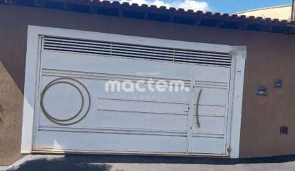 Casa para venda em Parque Residencial Emir Garcia de 90.00m² com 2 Quartos, 1 Suite e 2 Garagens