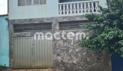 Sobrado para venda em Jardim Heitor Rigon de 214.00m² com 3 Quartos, 2 Suites e 2 Garagens